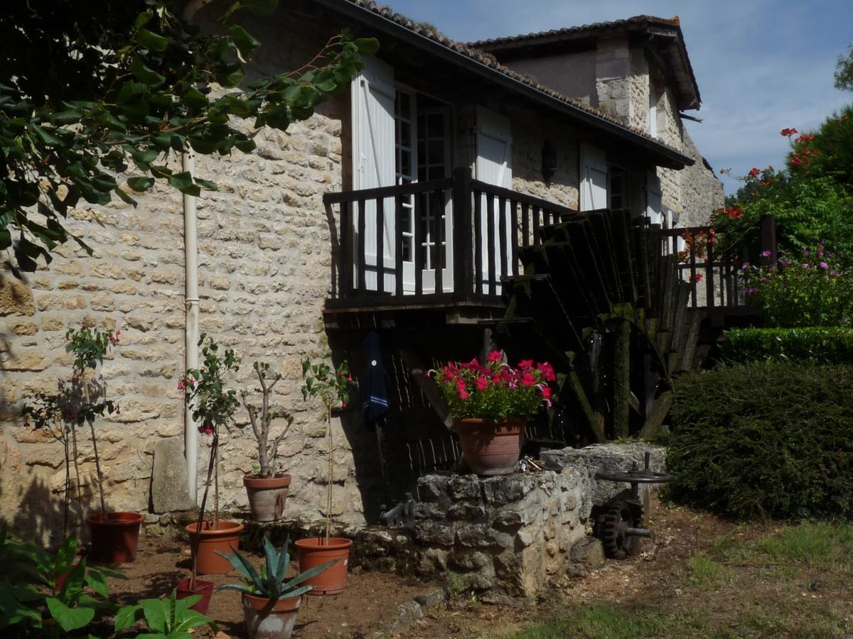 فيلا Moulin De Giroir Migné-Auxances المظهر الخارجي الصورة