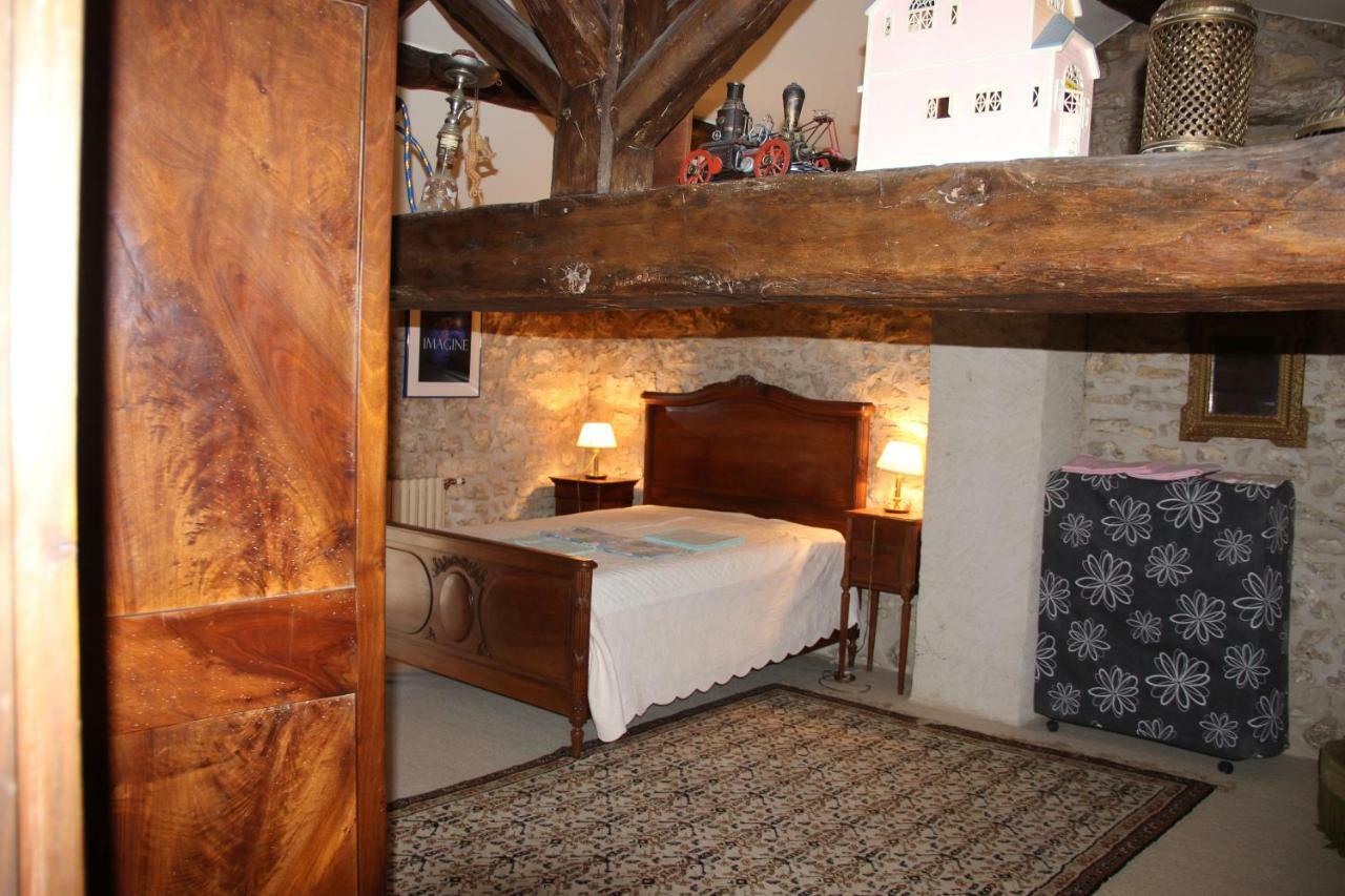 فيلا Moulin De Giroir Migné-Auxances المظهر الخارجي الصورة
